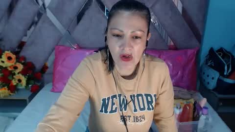 Snapshot of mulan_sexy01 chatting on 01/20/25, 01:53 Mulan online show from 01/20/25, 01:53