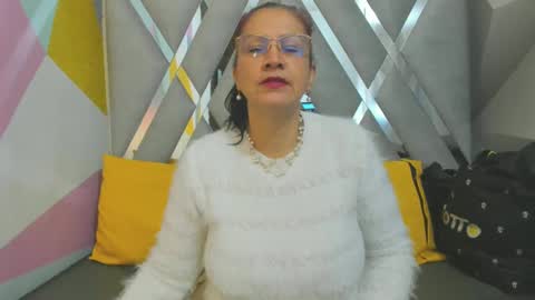 Snapshot of mulan_sexy01 chatting on 10/14/25, 01:34 Mulan online show from 10/14/25, 01:34