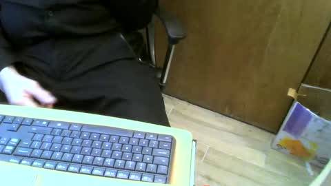 Snapshot of muller520 chatting on 01/17/25, 12:31 muller520 online show from 01/17/25, 12:31