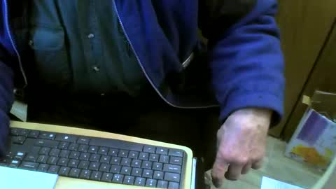 Snapshot of muller520 chatting on 02/06/25, 06:46 muller520 online show from 02/06/25, 06:46