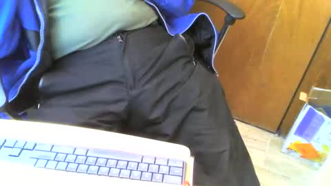Snapshot of muller520 chatting on 02/09/25, 12:08 muller520 online show from 02/09/25, 12:08