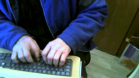 Snapshot of muller520 chatting on 02/12/25, 07:56 muller520 online show from 02/12/25, 07:56
