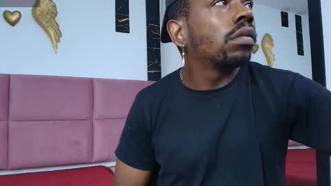 Snapshot of muller_asher chatting on 10/05/25, 02:21 Muller Asher online show from 10/05/25, 02:21