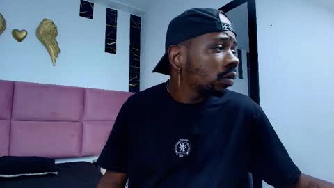 Snapshot of muller_asher chatting on 10/26/25, 03:12 Muller Asher online show from 10/26/25, 03:12