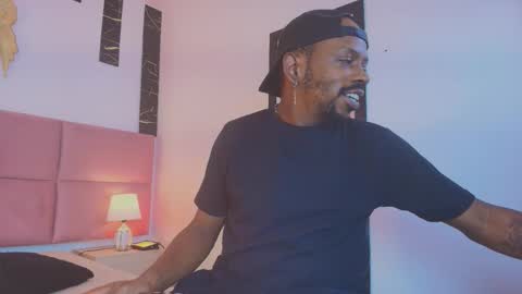 Snapshot of muller_asher chatting on 11/03/25, 04:25 Muller Asher online show from 11/03/25, 04:25