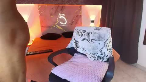 Snapshot of muller_asher chatting on 11/08/25, 06:02 Muller Asher online show from 11/08/25, 06:02