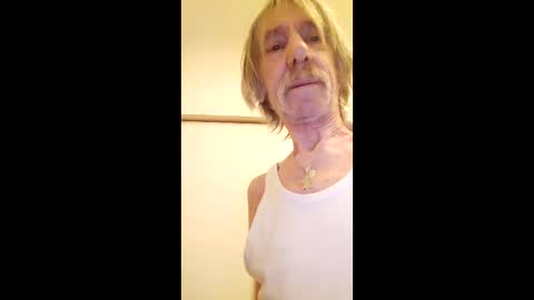 mullermaria805 online show from 05/04/26, 08:10