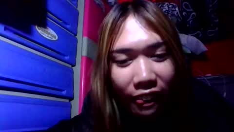 Snapshot of multicummerts chatting on 10/15/25, 09:48 multicummerts online show from 10/15/25, 09:48