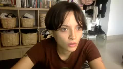 Snapshot of munchi_ chatting on 12/04/24, 03:21   online show from 12/04/24, 03:21