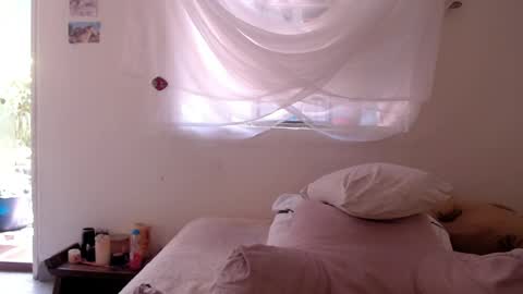   online show from 04/01/26, 05:10