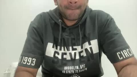 munnabobby2008 online show from 02/12/25, 07:44