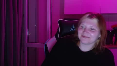 Snapshot of mura_muur chatting on 06/03/26, 05:18 Milana online show from 06/03/26, 05:18