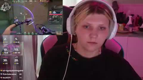 Snapshot of mura_muur chatting on 07/15/26, 06:40 Milana online show from 07/15/26, 06:40