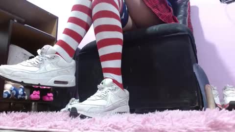 Muriel online show from 02/19/25, 01:29