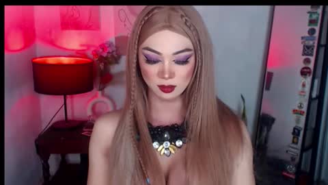 Snapshot of murphy_bitches chatting on 10/30/25, 06:30 MURPHY online show from 10/30/25, 06:30