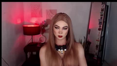 Snapshot of murphy_bitches chatting on 10/31/25, 05:03 MURPHY online show from 10/31/25, 05:03