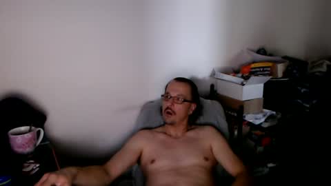 Snapshot of muschiliebhaber chatting on 07/17/26, 10:00 Horny Goat online show from 07/17/26, 10:00