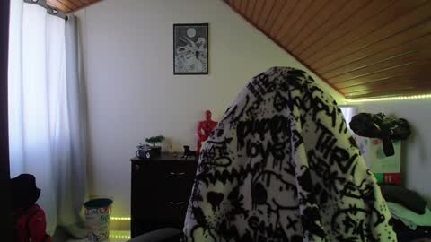 David Big online show from 12/03/24, 01:10