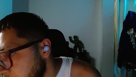 David Big online show from 10/01/25, 06:36