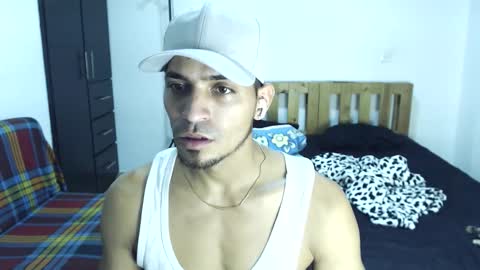 Snapshot of muscle_man1 chatting on 02/12/26, 03:01 Mike online show from 02/12/26, 03:01