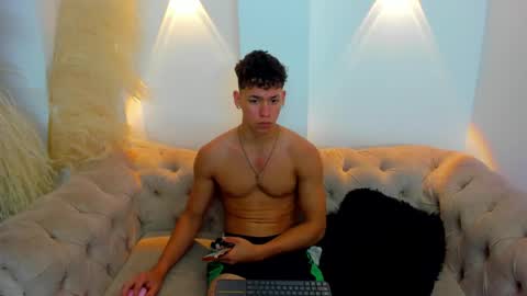 myke online show from 12/06/24, 06:06