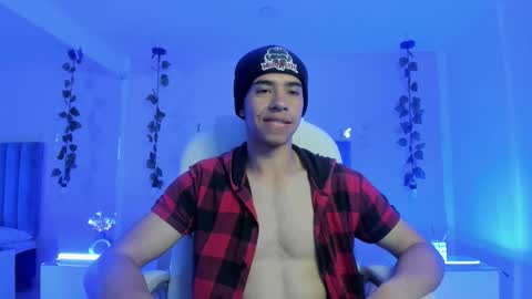 muscle scott online show from 11/01/25, 12:18