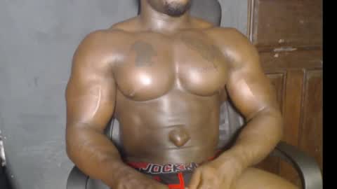 musclegod23 online show from 01/03/25, 02:10