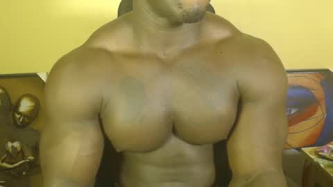musclegod23 online show from 03/07/25, 11:49