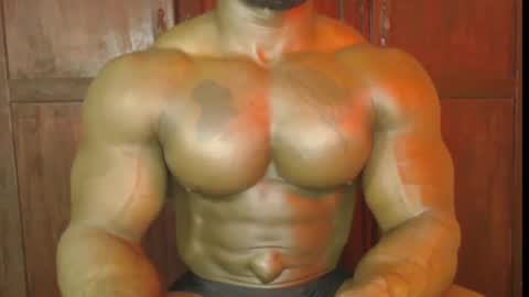 musclegod23 online show from 10/22/25, 12:33