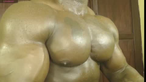 musclegod23 online show from 11/08/25, 05:56