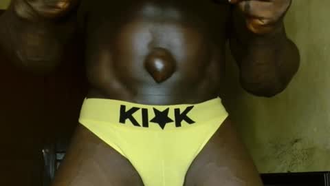 musclegod23 online show from 03/18/26, 01:09