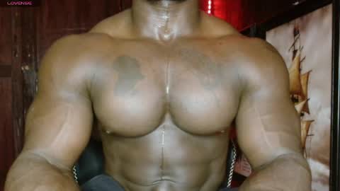 musclegod23 online show from 05/21/26, 01:01