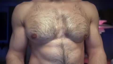 Snapshot of musclehair3 chatting on 12/28/24, 10:02 musclehair3 online show from 12/28/24, 10:02