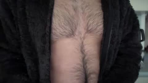 Snapshot of musclehair3 chatting on 02/02/25, 09:19 musclehair3 online show from 02/02/25, 09:19