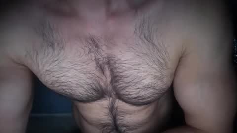 Snapshot of musclehair3 chatting on 05/01/26, 10:36 musclehair3 online show from 05/01/26, 10:36