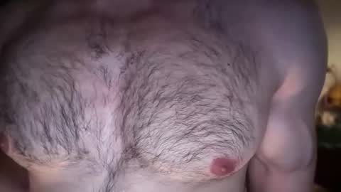 Snapshot of musclehair3 chatting on 05/15/26, 09:33 musclehair3 online show from 05/15/26, 09:33