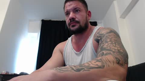 Snapshot of musclemonster31 chatting on 01/06/25, 07:20 MuscleMonster31 online show from 01/06/25, 07:20