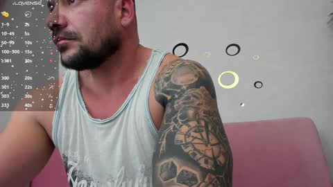 Snapshot of musclemonster31 chatting on 01/12/25, 08:14 MuscleMonster31 online show from 01/12/25, 08:14
