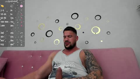 Snapshot of musclemonster31 chatting on 01/13/25, 06:16 MuscleMonster31 online show from 01/13/25, 06:16