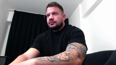 Snapshot of musclemonster31 chatting on 01/17/25, 10:23 MuscleMonster31 online show from 01/17/25, 10:23