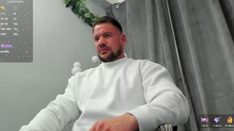 Snapshot of musclemonster31 chatting on 02/10/25, 10:53 MuscleMonster31 online show from 02/10/25, 10:53