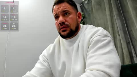Snapshot of musclemonster31 chatting on 02/16/25, 08:44 MuscleMonster31 online show from 02/16/25, 08:44