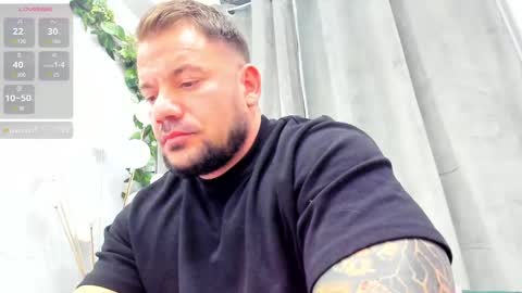 Snapshot of musclemonster31 chatting on 02/17/25, 05:58 MuscleMonster31 online show from 02/17/25, 05:58