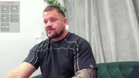 Snapshot of musclemonster31 chatting on 02/24/25, 05:43 MuscleMonster31 online show from 02/24/25, 05:43