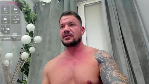 Snapshot of musclemonster31 chatting on 02/26/25, 06:58 MuscleMonster31 online show from 02/26/25, 06:58