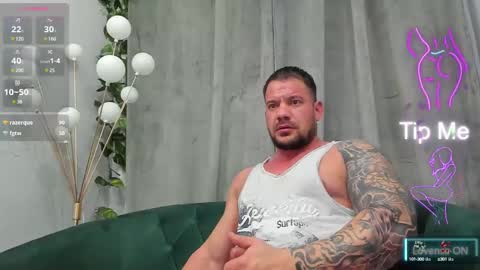 Snapshot of musclemonster31 chatting on 03/03/25, 01:10 MuscleMonster31 online show from 03/03/25, 01:10