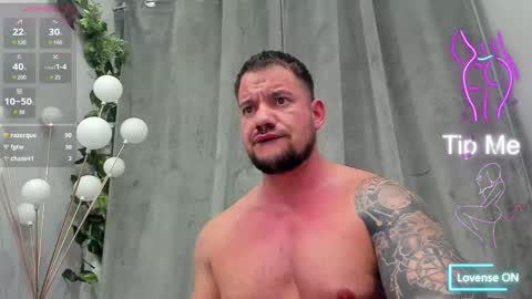 Snapshot of musclemonster31 chatting on 03/03/25, 04:14 MuscleMonster31 online show from 03/03/25, 04:14