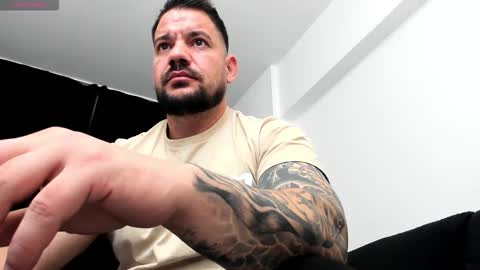 Snapshot of musclemonster31 chatting on 10/16/25, 12:28 MuscleMonster31 online show from 10/16/25, 12:28