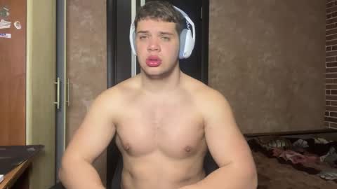 Snapshot of musclephantom chatting on 05/05/26, 08:06 Egor online show from 05/05/26, 08:06