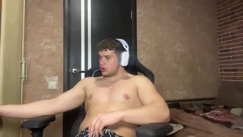 Snapshot of musclephantom chatting on 05/08/26, 09:09 Egor online show from 05/08/26, 09:09